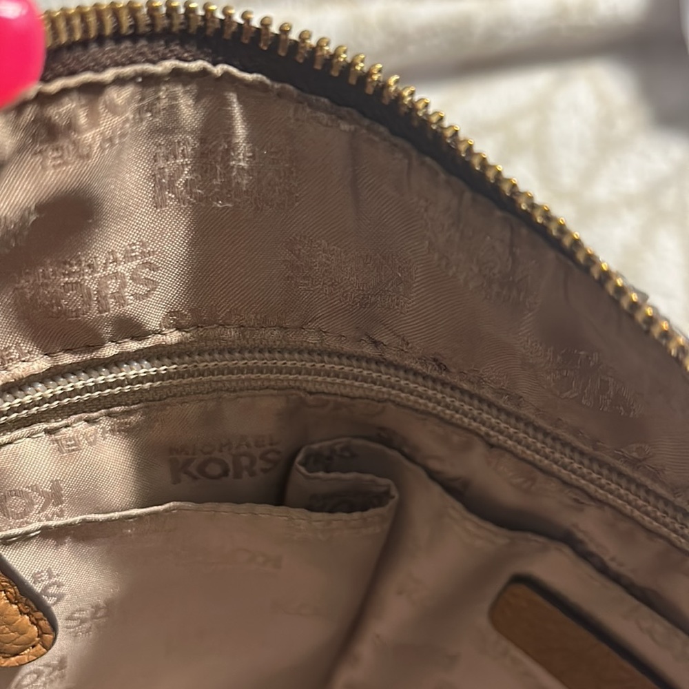 Brown Michael Kors purse - Picture 8 of 13